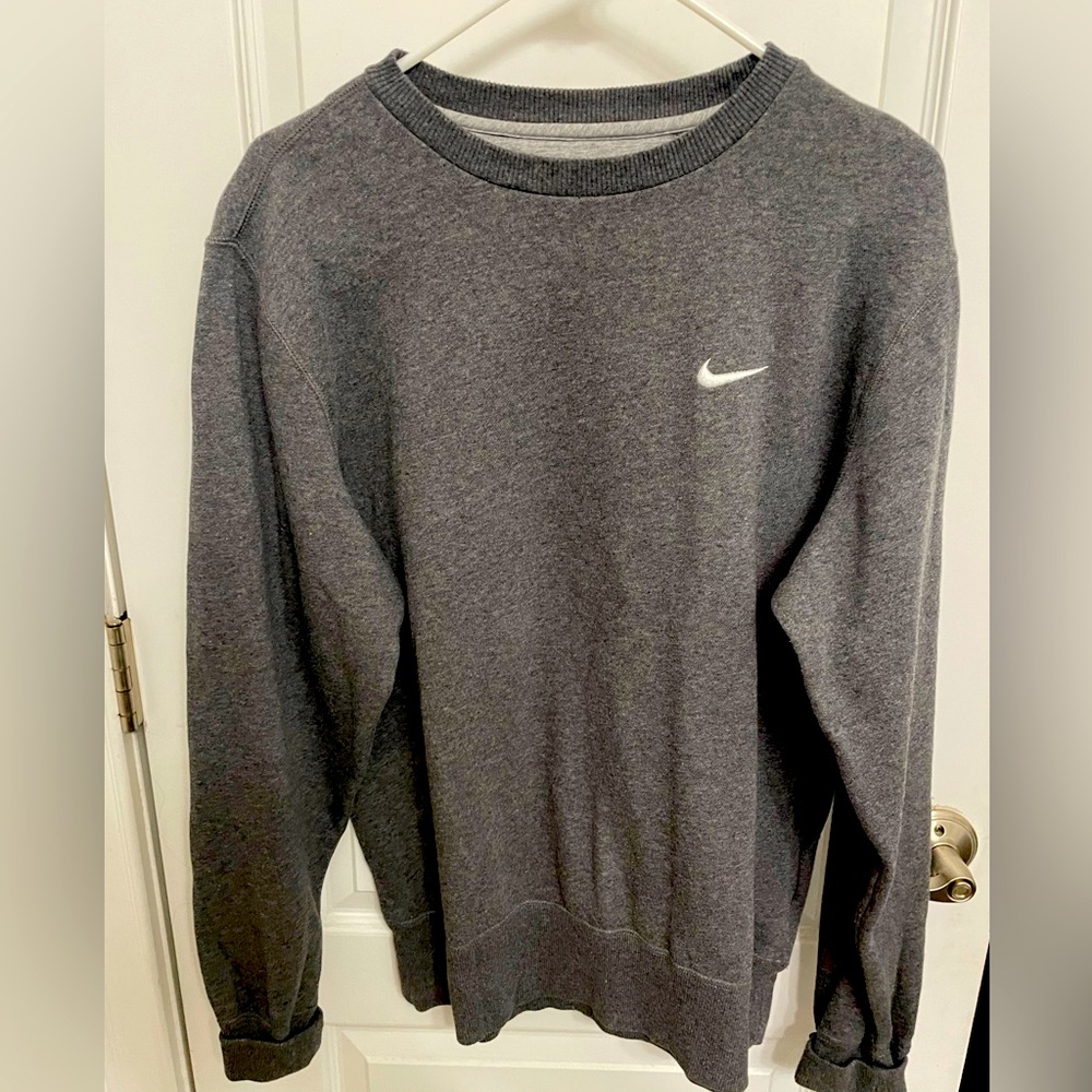 Nike sweatshirt